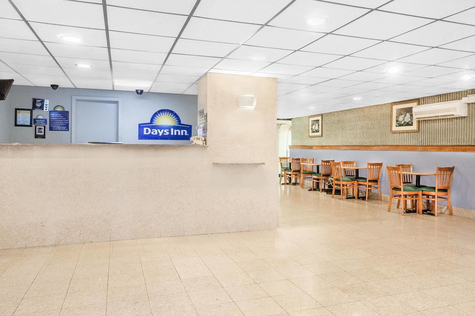 Days Inn By Wyndham Wilkes Barre Ngoại thất bức ảnh