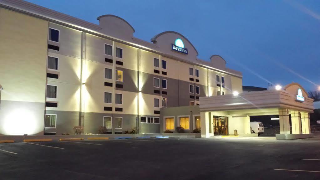 Days Inn By Wyndham Wilkes Barre Ngoại thất bức ảnh